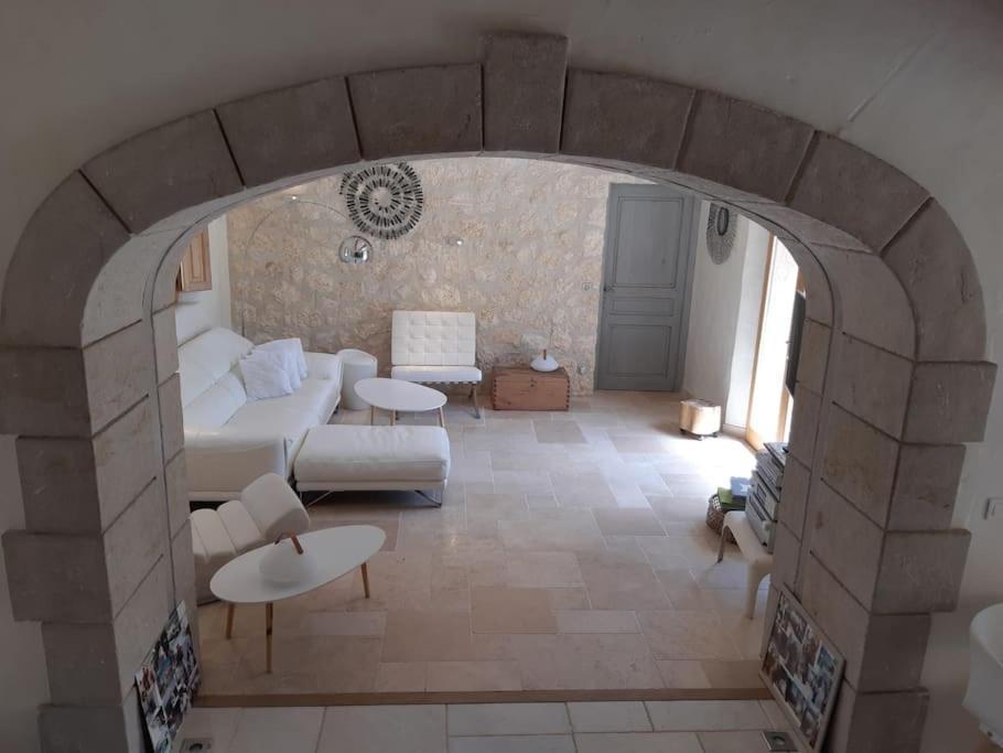 Вілла Bastide Provencale De Charme A La Cote D'Azur Кальян Екстер'єр фото